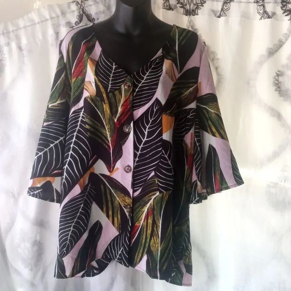*Beautiful blouse size xl  ( box  AC ) - Picture 1 of 3